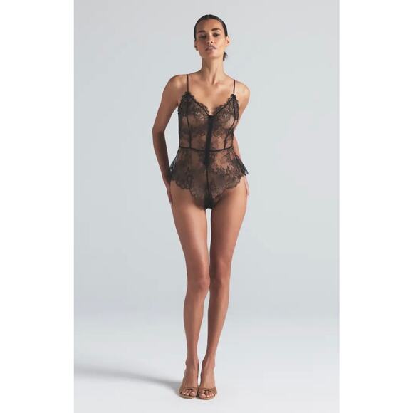NWOT Skims Ultra Fine Lace Teddy in Onyx Black Size Medium - Picture 1 of 15